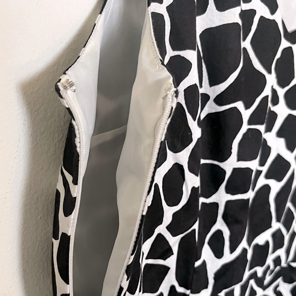 Ann Taylor Black & White Sleeveless Dress size 10 - Picture 9 of 9